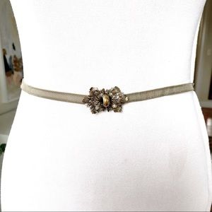 Vintage Silver Tone Metal Mesh Waist Cinch Belt with Ornate Leaves Hook Clasp